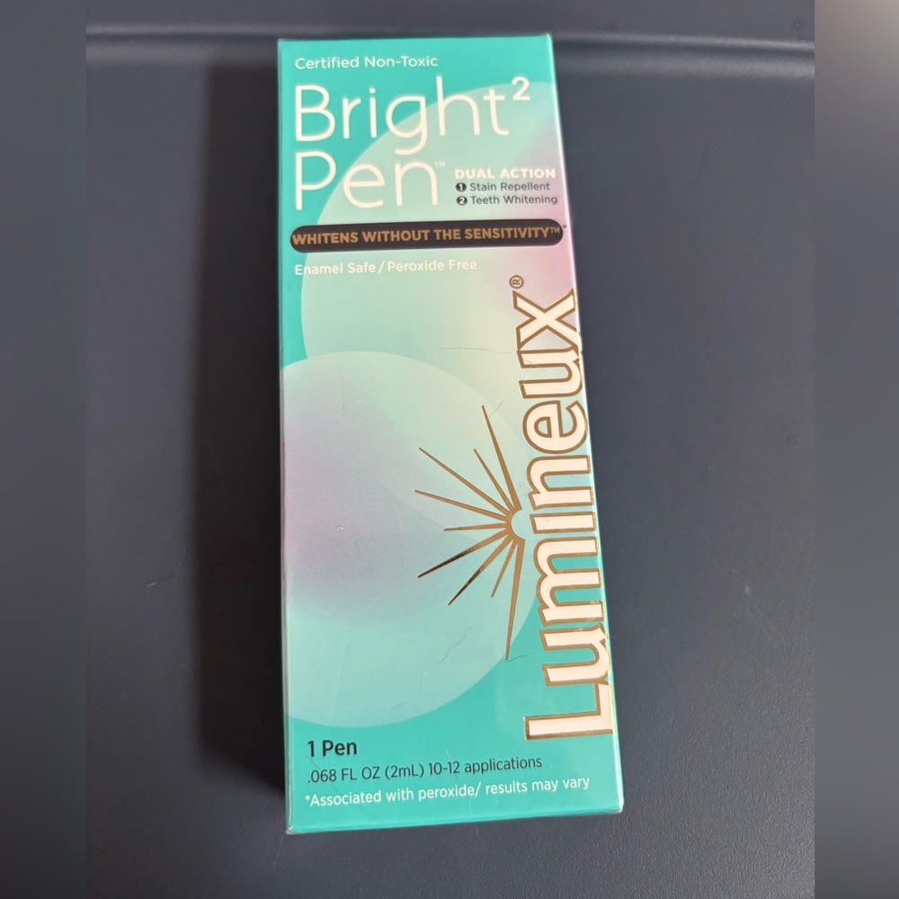 Lumineux Bright Pen Whitening Teeth Pen Without The Sensitivity NEW